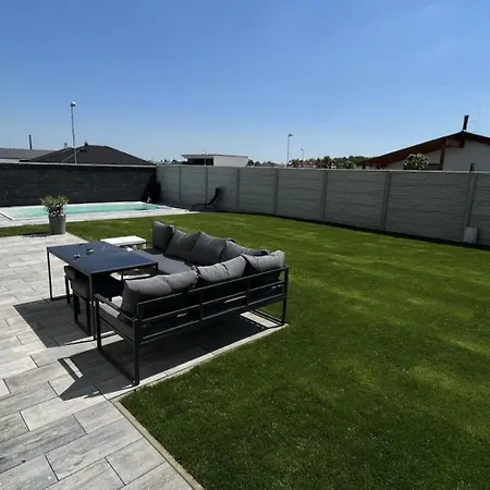 Exkluzívny Rodinný Dom - Rodiny, Pracovné Cesty Trnava