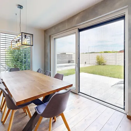 Exkluzívny Rodinný Dom - Rodiny, Pracovné Cesty Trnava