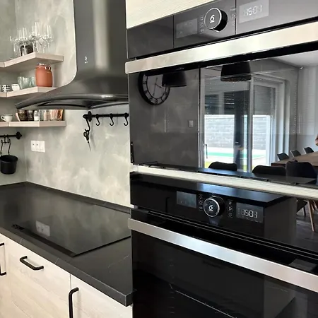 Casa vacanze Exkluzívny Rodinný Dom - Rodiny, Pracovné Cesty Trnava