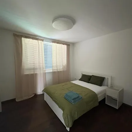 Casa vacanze Exkluzívny Rodinný Dom - Rodiny, Pracovné Cesty Trnava